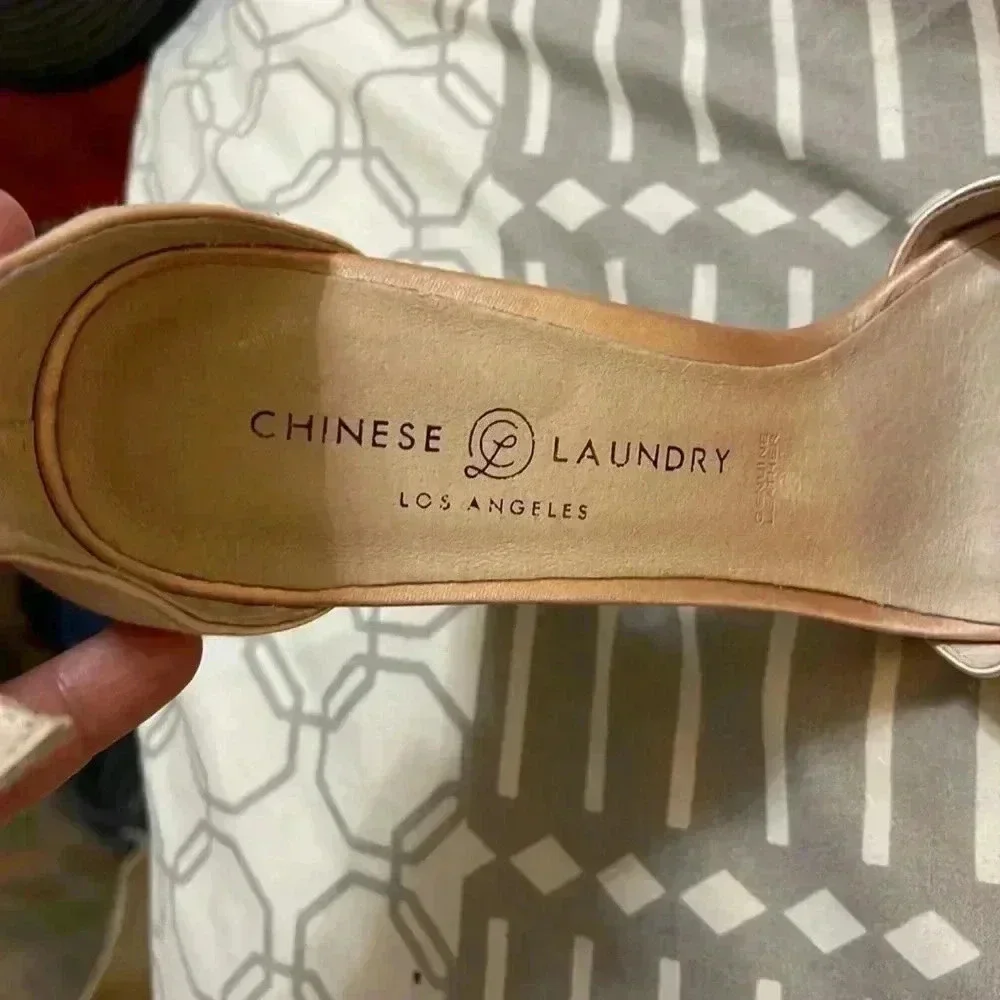 Chinese Laundry euc these